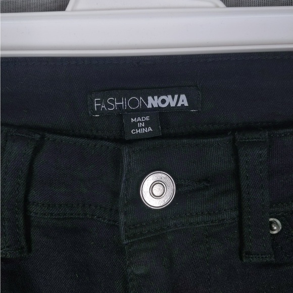 👯♀️Host Pick⚡️Fashion Nova Back on Top Lace Up Jeans - Picture 6 of 10